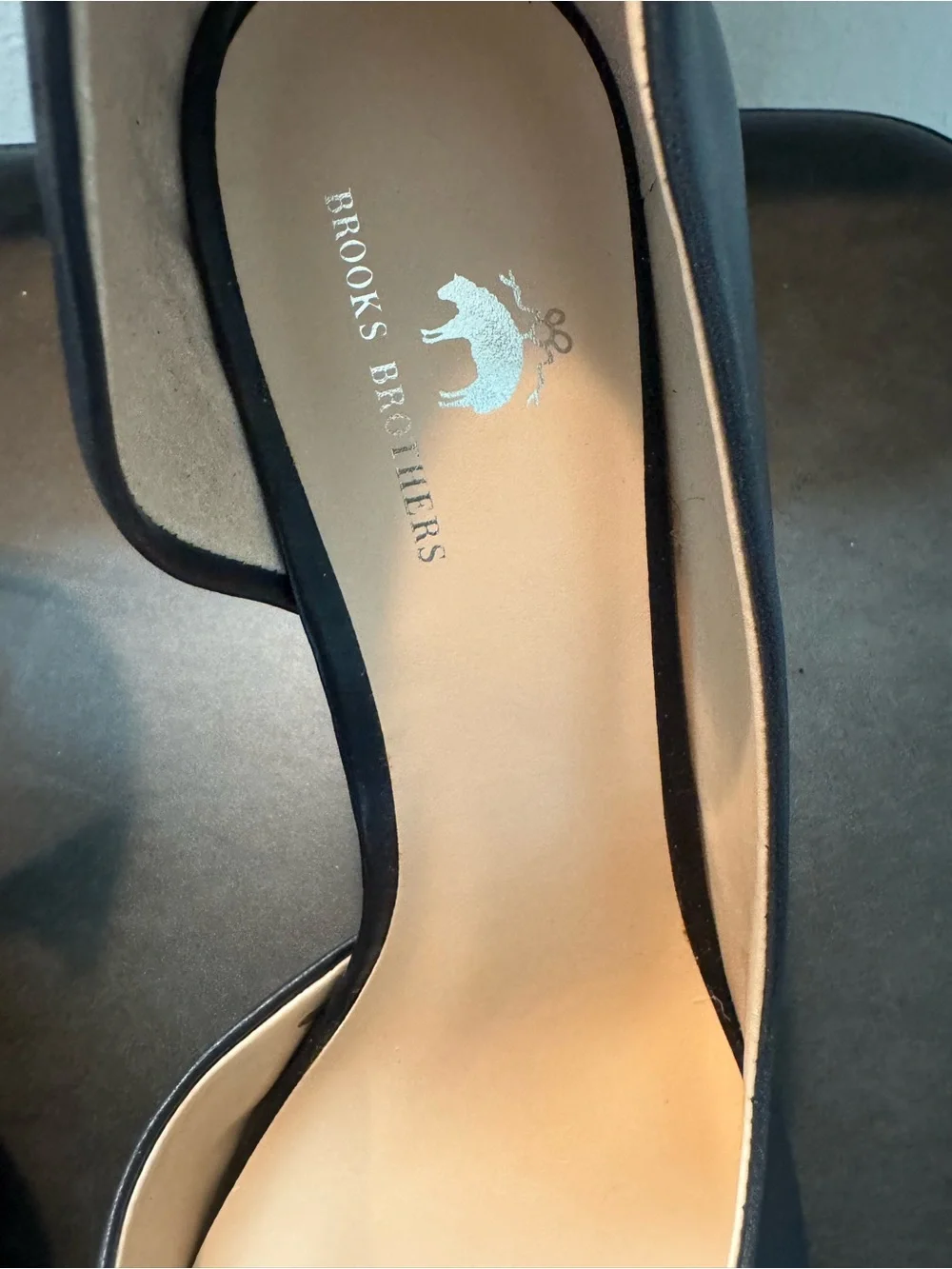 Brooks Brothers Navy Pointed D'Orsay Heels